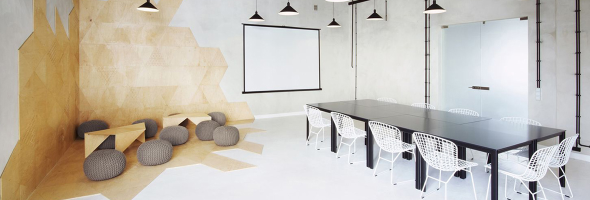 Минимализм в офисе: искусство функциональной простоты.