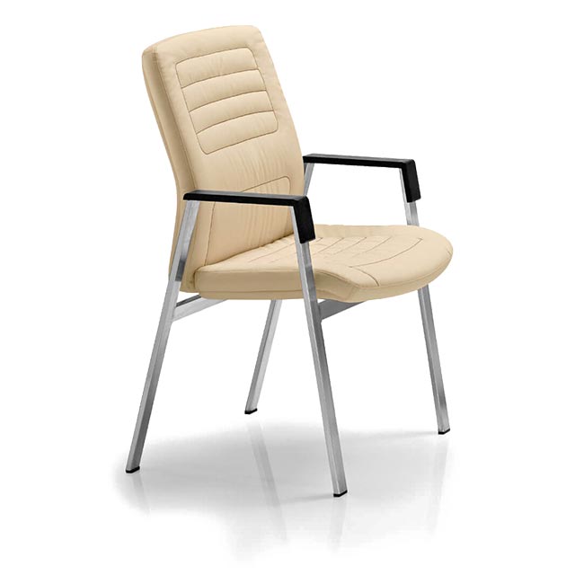 Кожаные стулья Neo Chair на ножках Кожаные стулья Neo Chair на ножках
